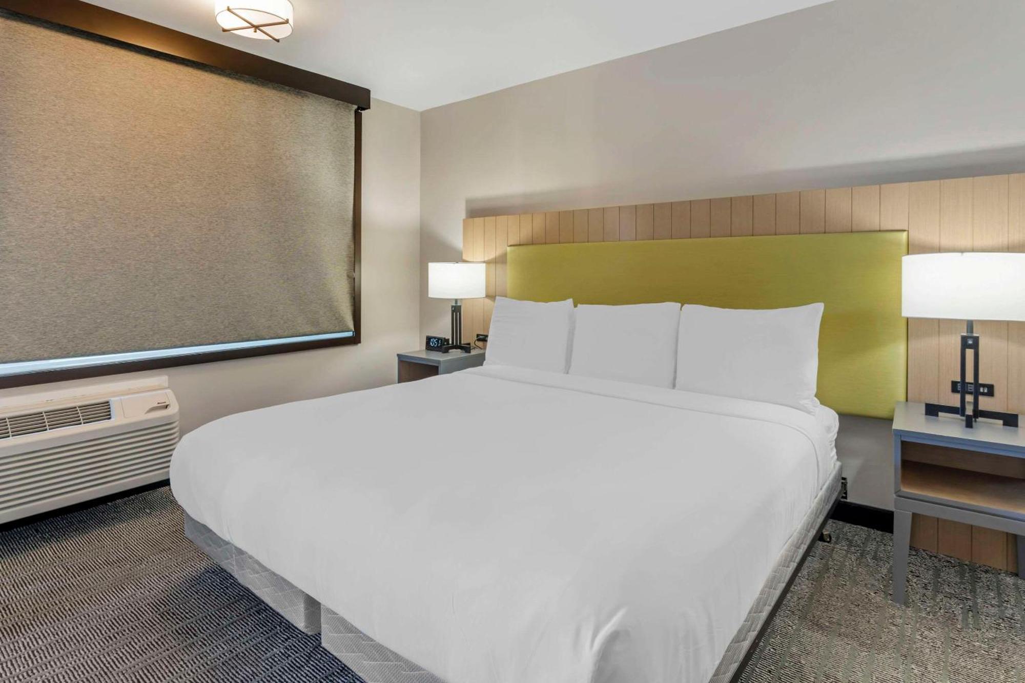 Country Inn & Suites By Radisson, Vallejo Napa Valley, Ca Экстерьер фото