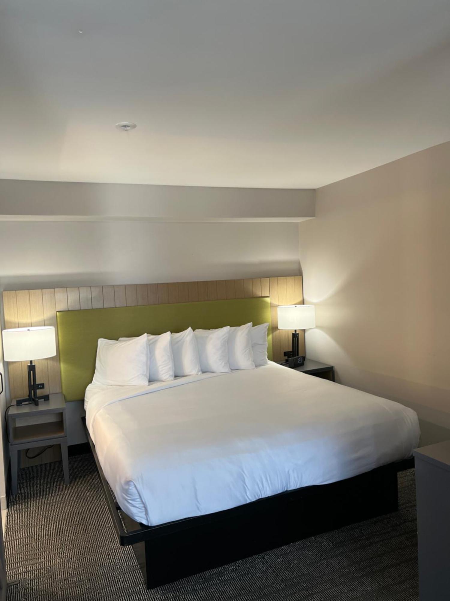 Country Inn & Suites By Radisson, Vallejo Napa Valley, Ca Экстерьер фото